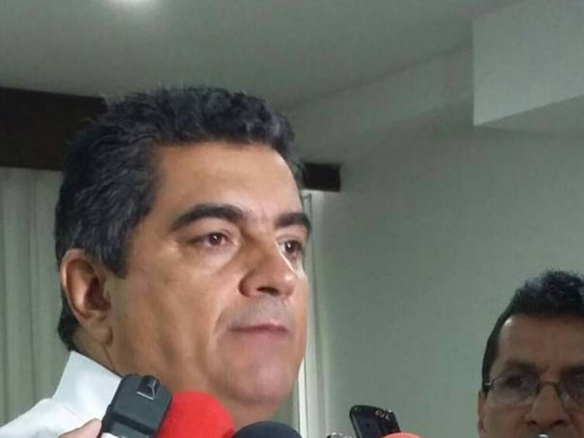 Gobernador del Quindío pidió permiso para un nuevo viaje fuera del país