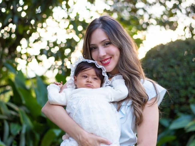 Hija del alcalde de Medellín es sometida a trasplante, su madre es donante
