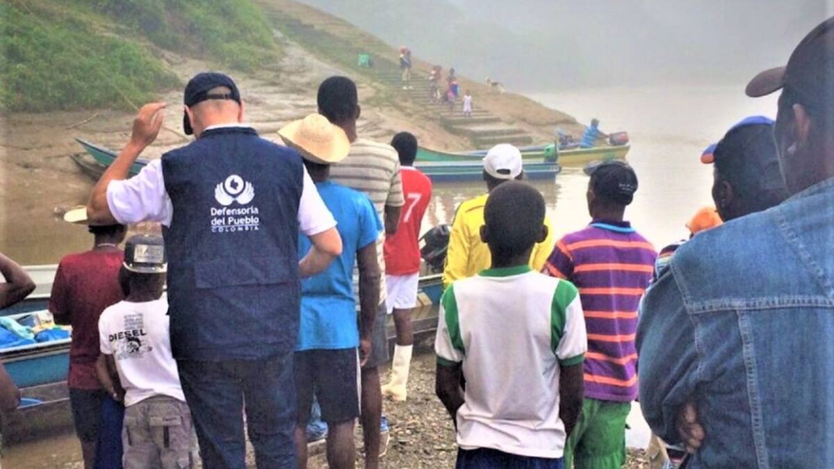 Más de 20 familias desplazadas por combates en zona rural de Guapi, Cauca