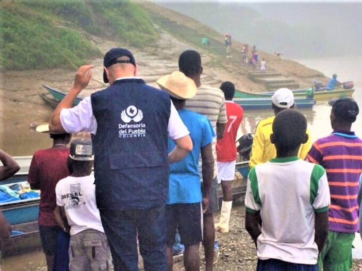 Más de 20 familias desplazadas por combates en zona rural de Guapi, Cauca