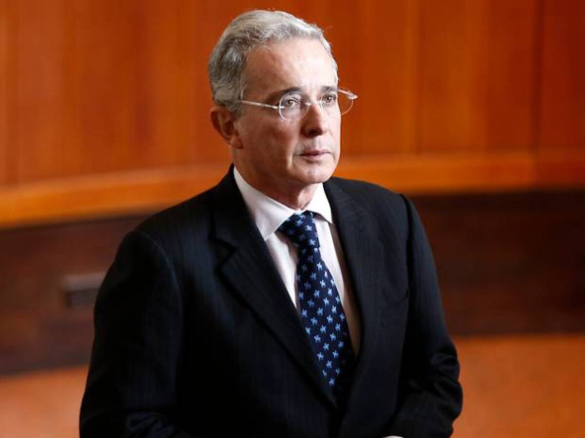 El discurso de Uribe que indignó a los profesores