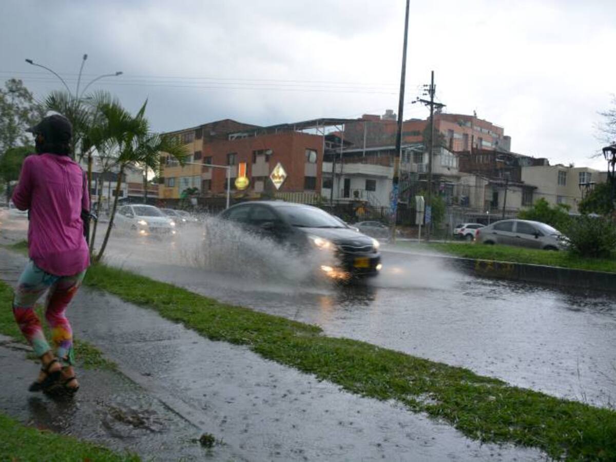 Bomberos atienden emergencias en Cali, Yumbo y Palmira
