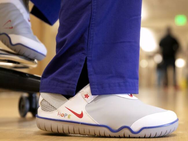 Nike donará 30 mil pares de tenis al personal de salud