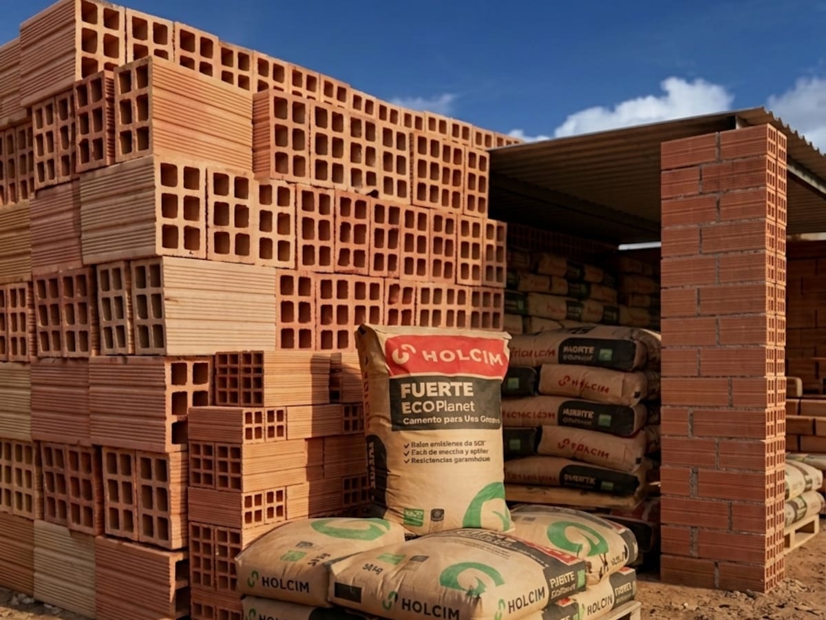 Desde Boyacá, Holcim y Ladrillera el Rubí donan materiales para reconstruir zonas afectadas en Chocó
