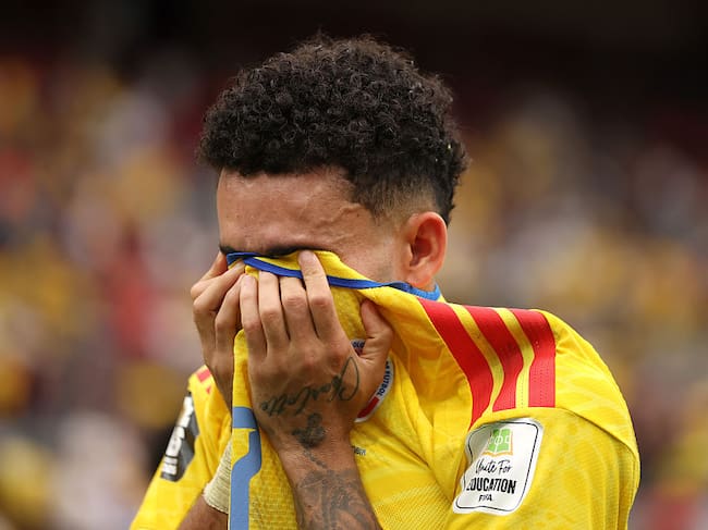 VANCOUVER, CANADA - JULY 07: Luis Diaz #7 of Colombia reacts after the penalty shootout defeat during the FIFA World Cup 2026 Round of 16 match between Switzerland and Colombia at BC Place Vancouver on July 07, 2026 in Vancouver, British Columbia, Canada. (Photo by Alex Pantling - FIFA/FIFA via Getty Images)