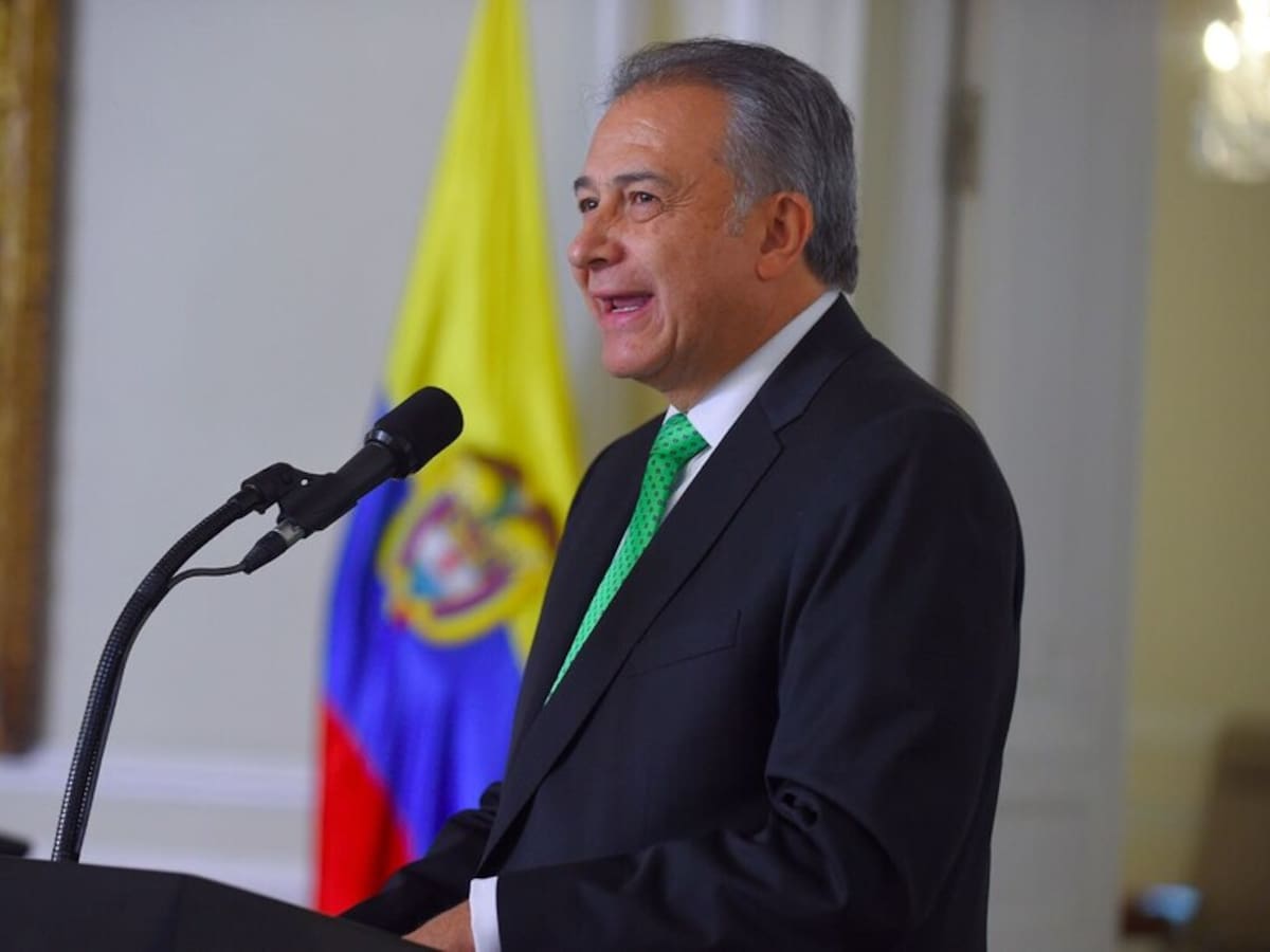 “La Paz Total nació de buena fe, de manera ingenua y ha sido un fracaso”: general (r) Óscar Naranjo