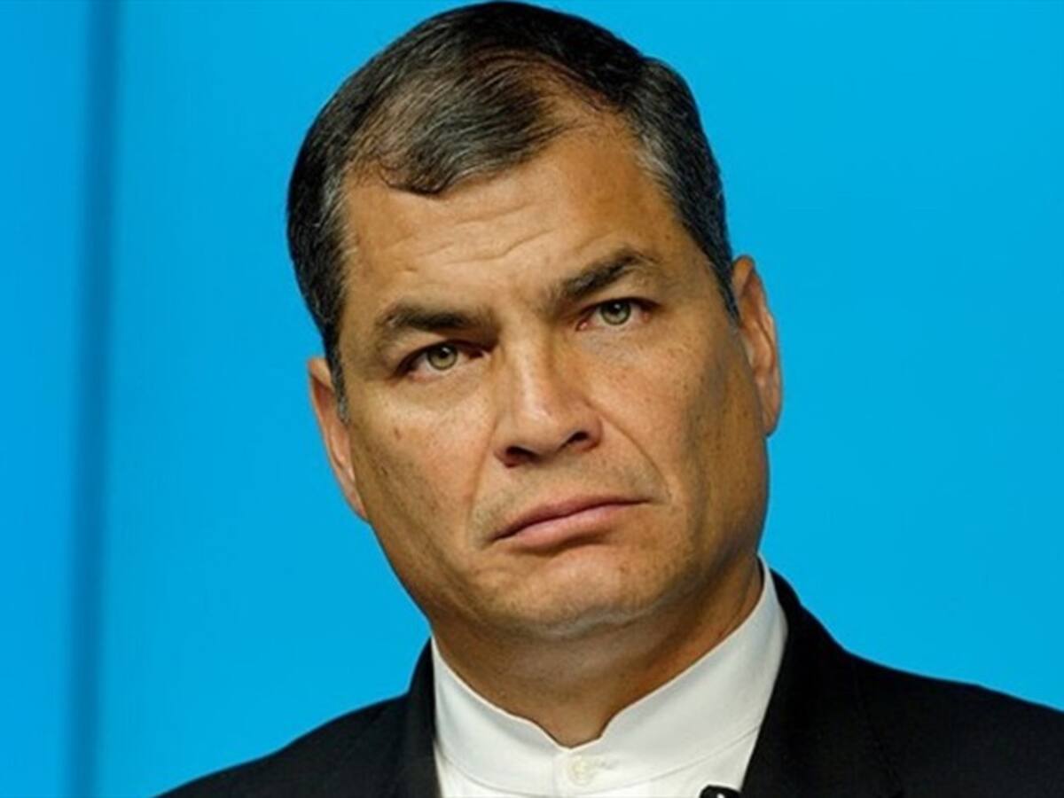 Correa califica de golpe de estado consulta popular planteada por Moreno
