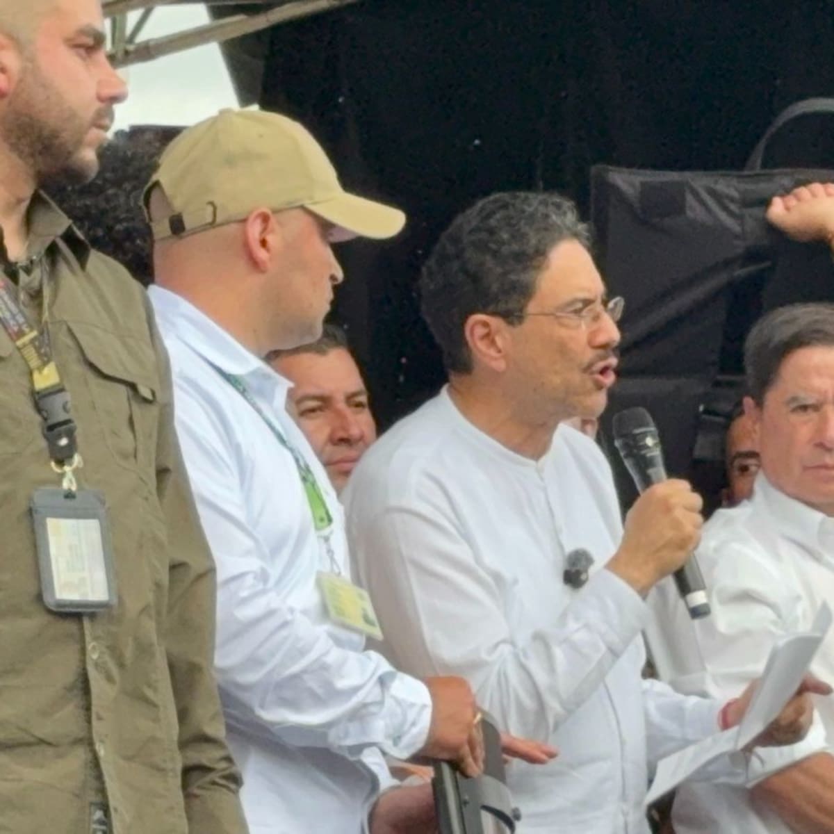 “No vengo a retractarme”: Iván Cepeda reafirma críticas sobre narco y paramilitarismo en Antioquia