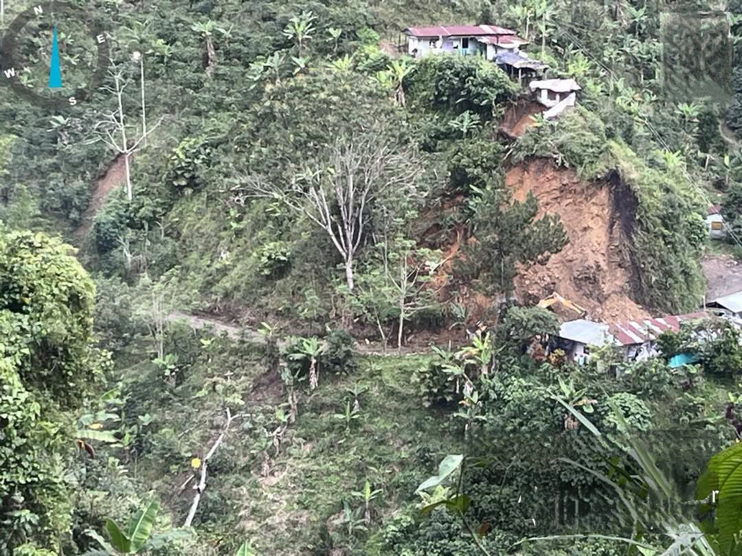 Derrumbe en la vereda La Bamba en Marquetalia, Caldas. Foto: Bomberos Marquetalia.
