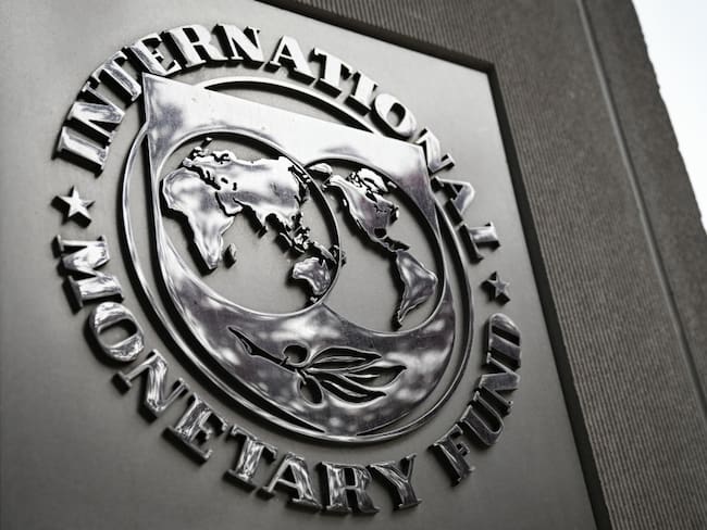 ¿Cuáles son las consecuencias de cancelar la línea de crédito flexible con el FMI? Análisis