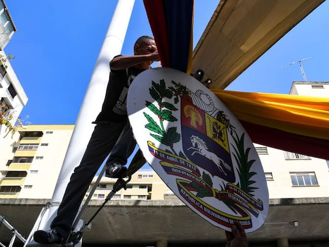 Oposición venezolana se fragmenta de cara a elecciones parlamentarias