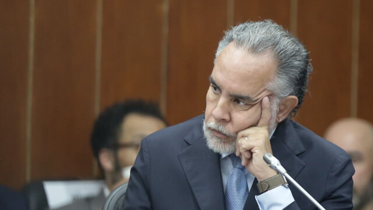 Ministro Benedetti pierde nuevo round contra defensora Iris Marín, esta vez en la Procuraduría