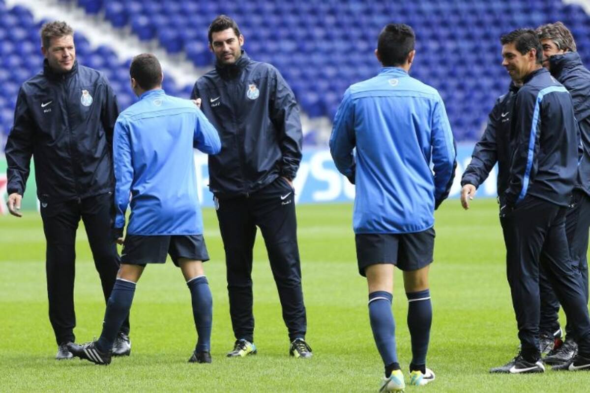 El equipo portugués de los colombianos Martínez y Quintero enfrentará al Zenit ruso y el club inglés se verá con Borussia Dortmund.
