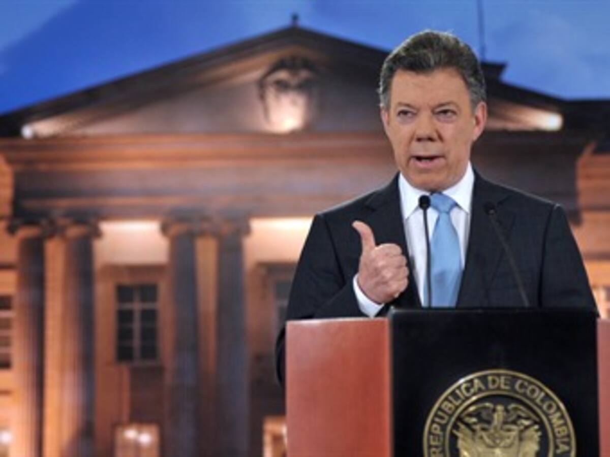 Excusa de las Farc para no entregar secuestrados es inaceptable: Santos