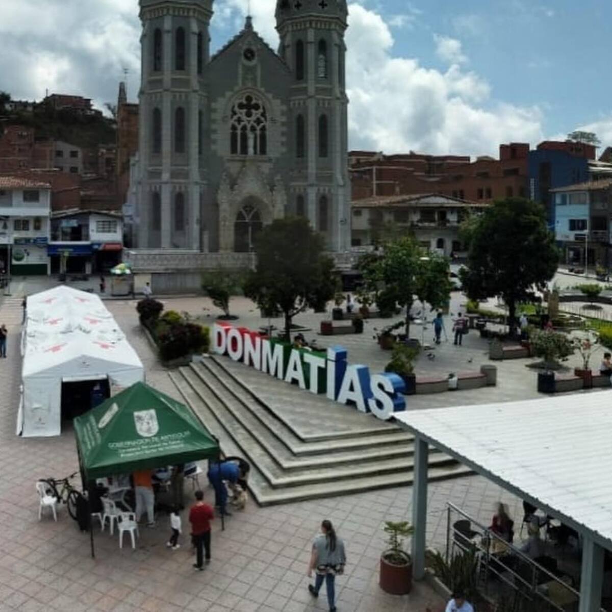 Don Matías: buscan una pareja que escopolaminó a tres personas; una murió