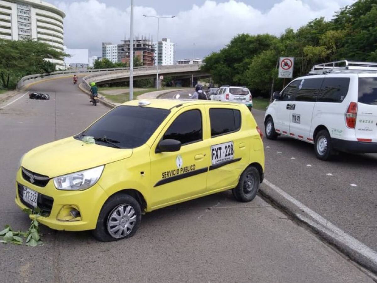 Accidente en Cartagena deja un policía herido