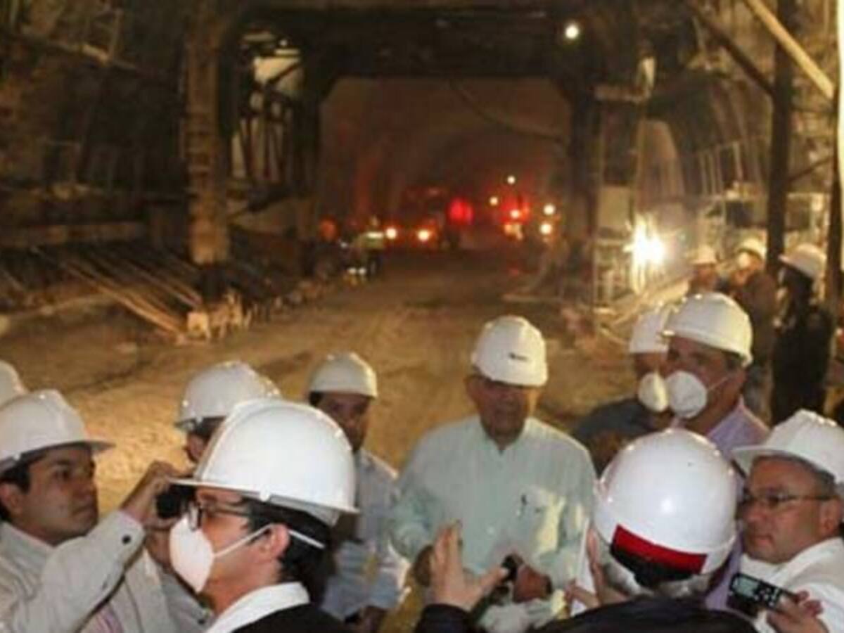 Medio billón de pesos valen las obras electromecánicas del Túnel de la Línea: Vargas Lleras