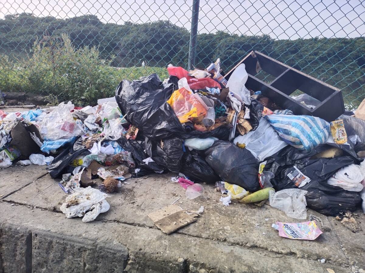 Lluvias complican acceso al relleno sanitario y generan retrasos en recolección de basuras