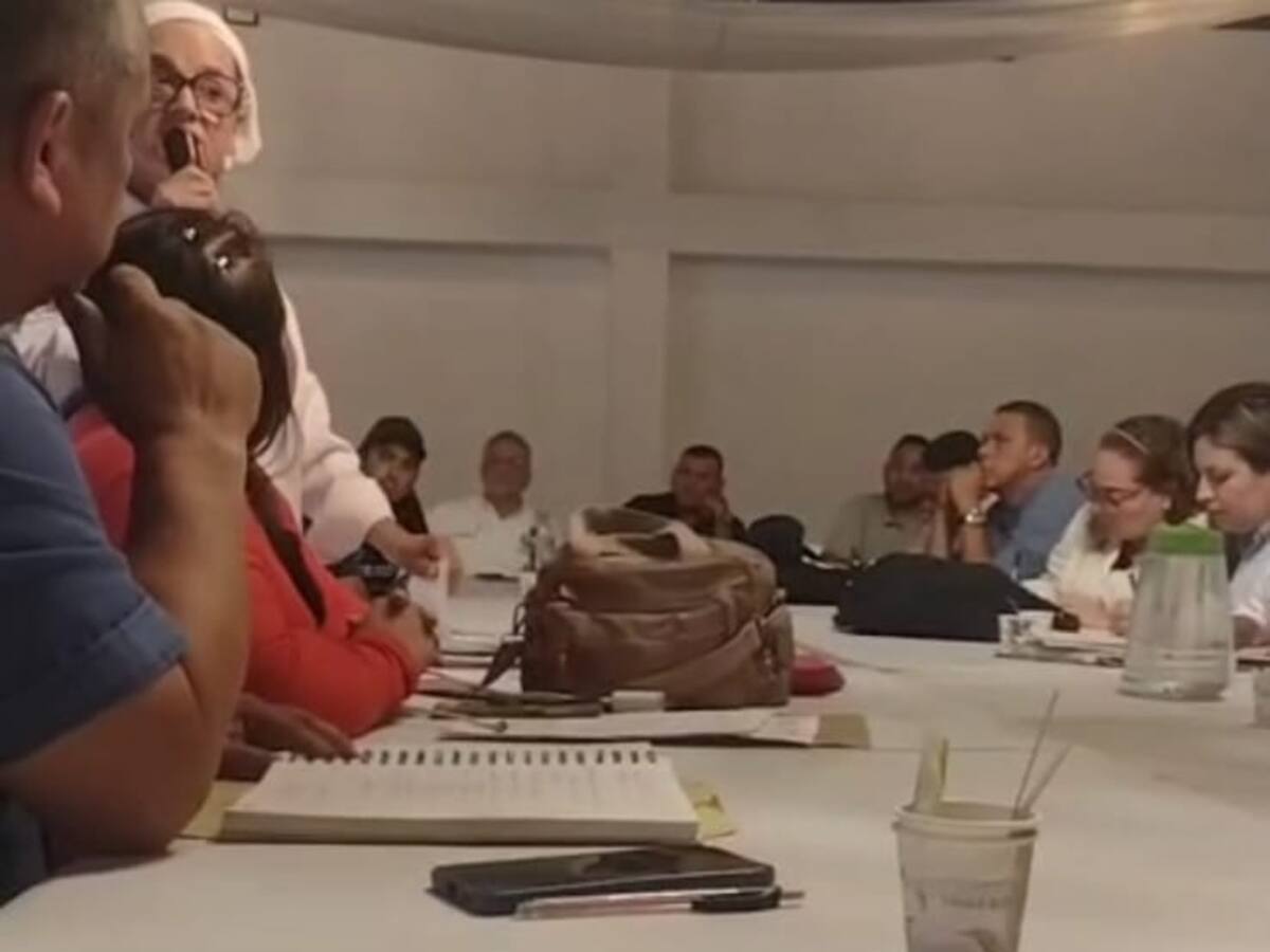 Transportadores denuncian abandono vial en las rutas que conectan Boyacá con Santander