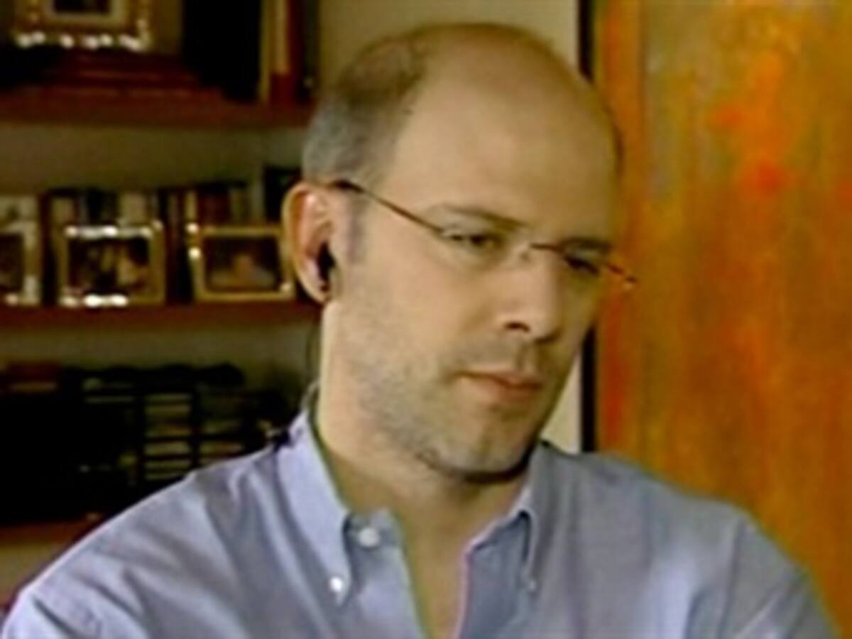 Por desacato, ordenan arresto al director de la revista Semana