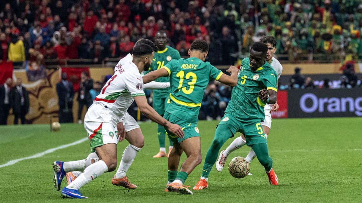 Escándalo en final de la Copa África: Senegal amenazó con marcharse del juego y luego fue campeón
