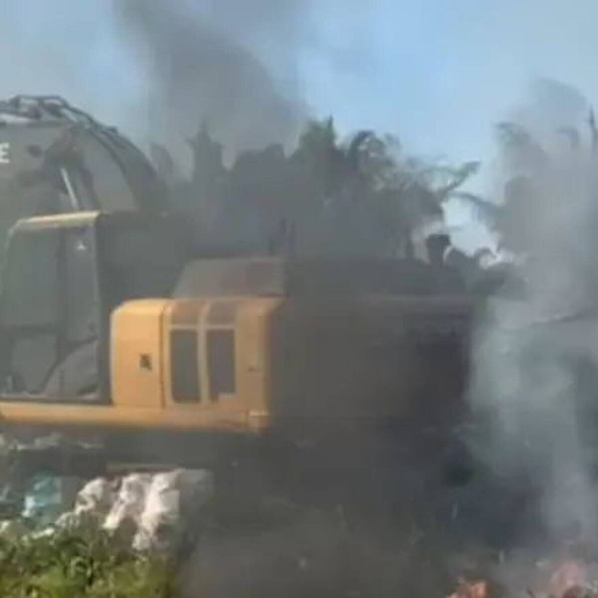 Incendiaron retroexcavadora en zona rural de Simití, Bolívar