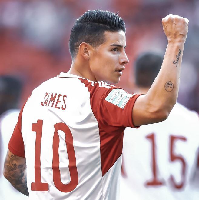 James Rodríguez con el número 10 del Olympiacos / @jamesdrodriguez