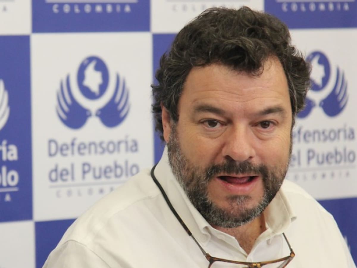 El defensor del Pueblo recorre esta semana el ‘Andén del Pacífico’