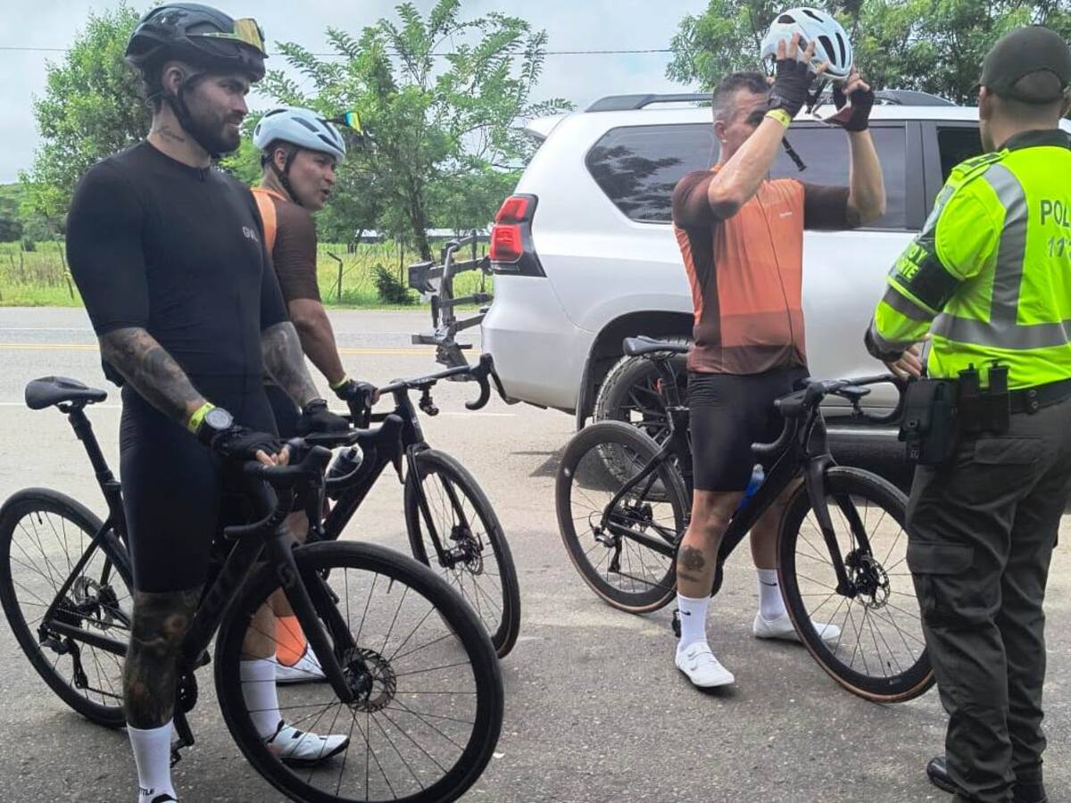 Campaña de prevención vial impacta a ciclistas y peatones en la vía San Onofre - Cartagena
