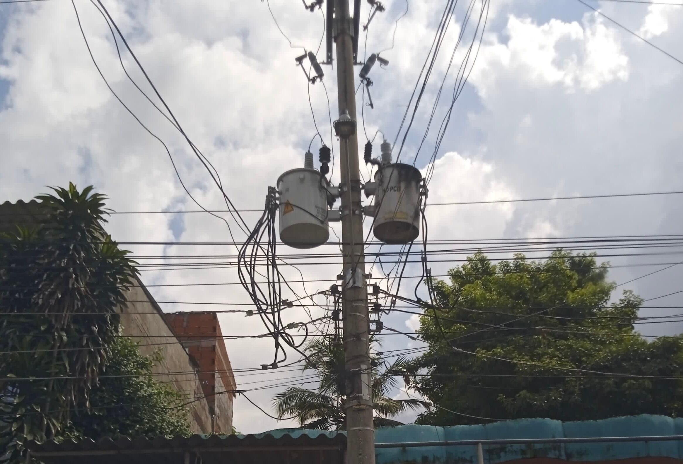 Afinia busca normalizar el servicio de energía en el barrio Policarpa de Cartagena