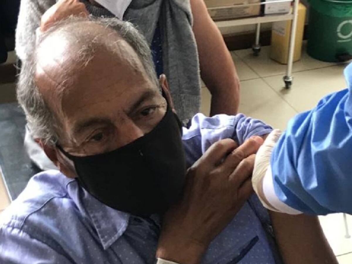Reactivan la vacunación con libre agendamiento en Manizales