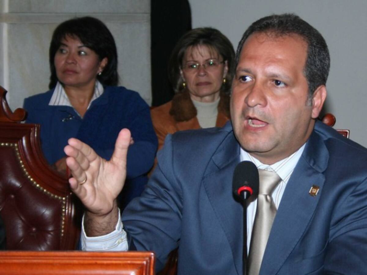 La Fiscalía pide orden de captura internacional al exsenador Dieb Maloof