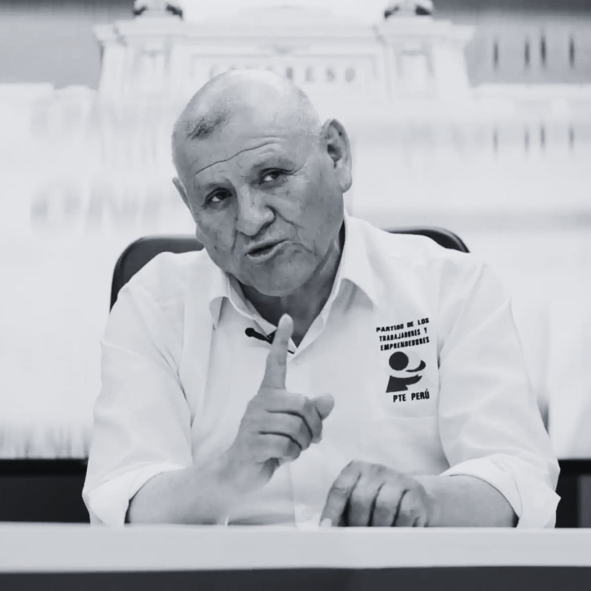 Perú: candidato presidencial Napoleón Becerra murió en accidente de tránsito