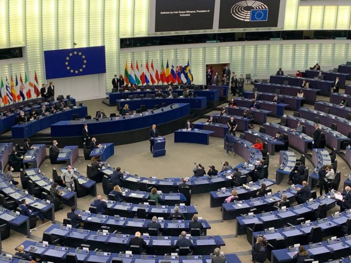 Elecciones en Colombia podrían sufrir un ‘experimento hacker’: Advierte Duque