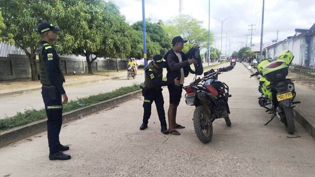 La Policía Nacional reporta 20 personas capturadas durante el fin de semana en Bolívar*