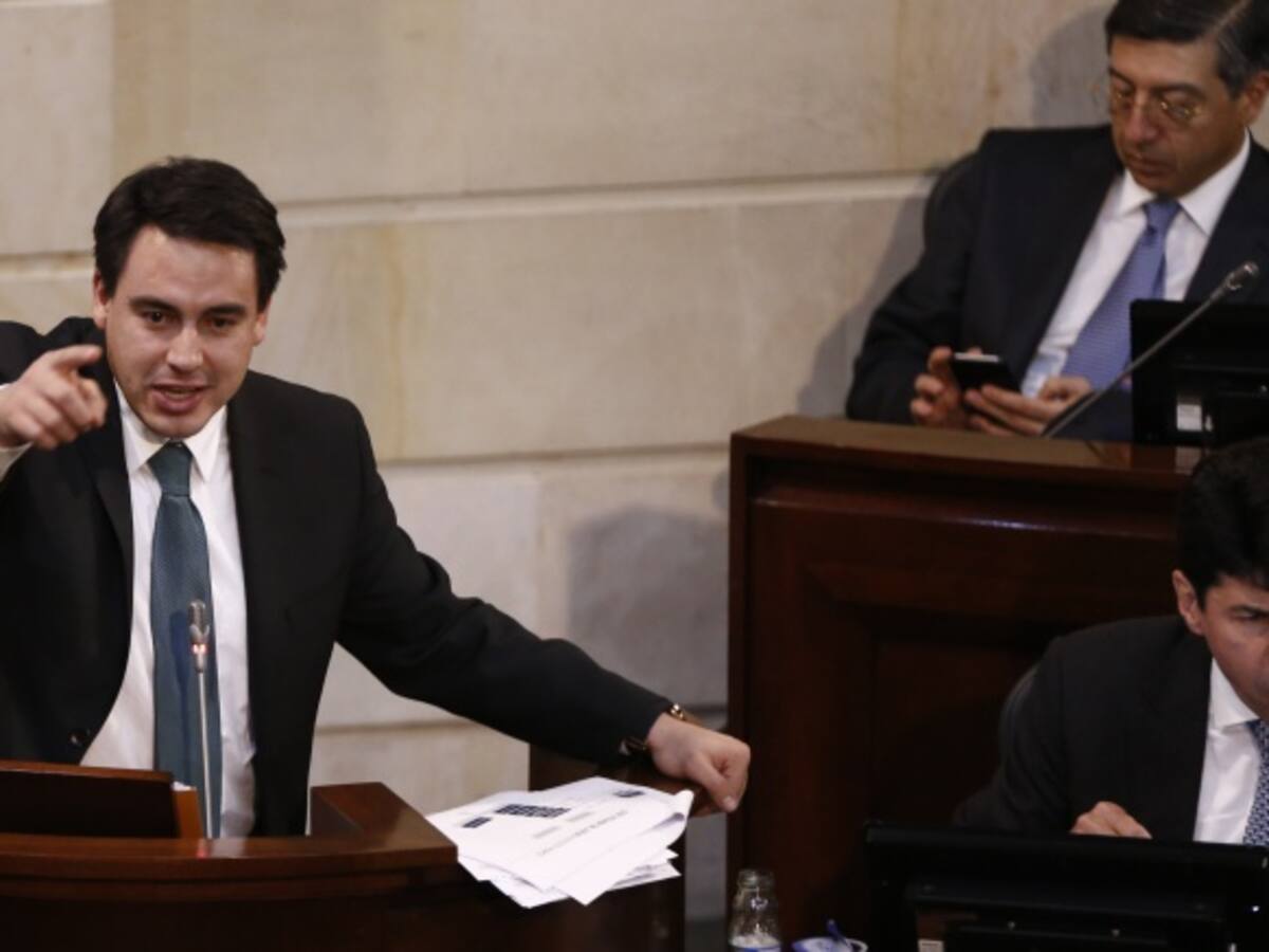 Senado apoya ponencia de Proyecto de Ley de Contratación Pública