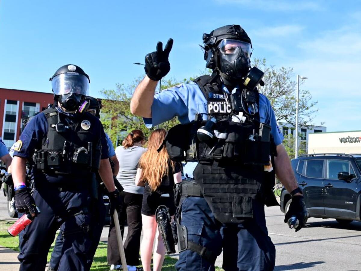 Más de 50 antidisturbios de EE.UU. renuncian tras caso de abuso policial