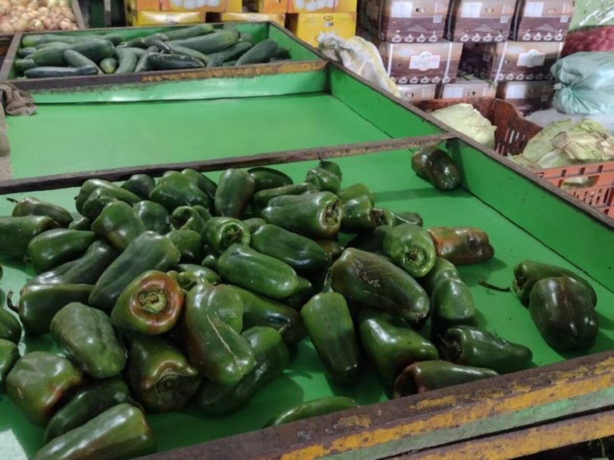 Empiezan a escasear productos en el mercado de Bazurto en Cartagena