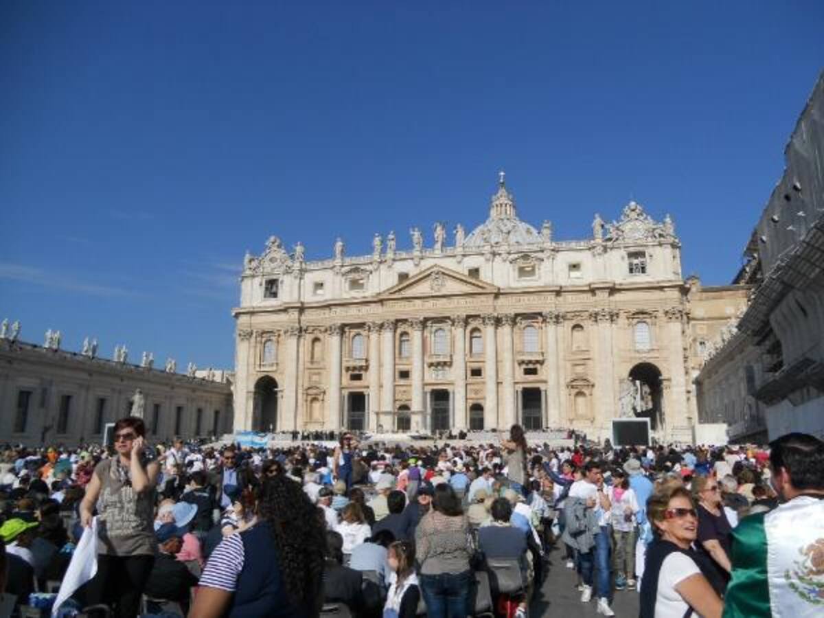 Caracol Radio en el Vaticano