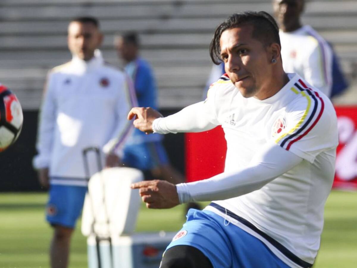 A Colombia le falta un centavo pal' peso para pelear títulos: Dayro Moreno