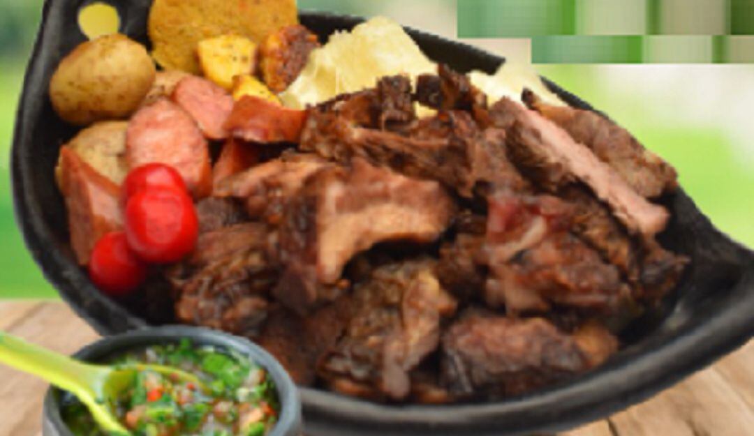 Los platos típicos se pueden obtener por las plataformas de domicilios de la región. 