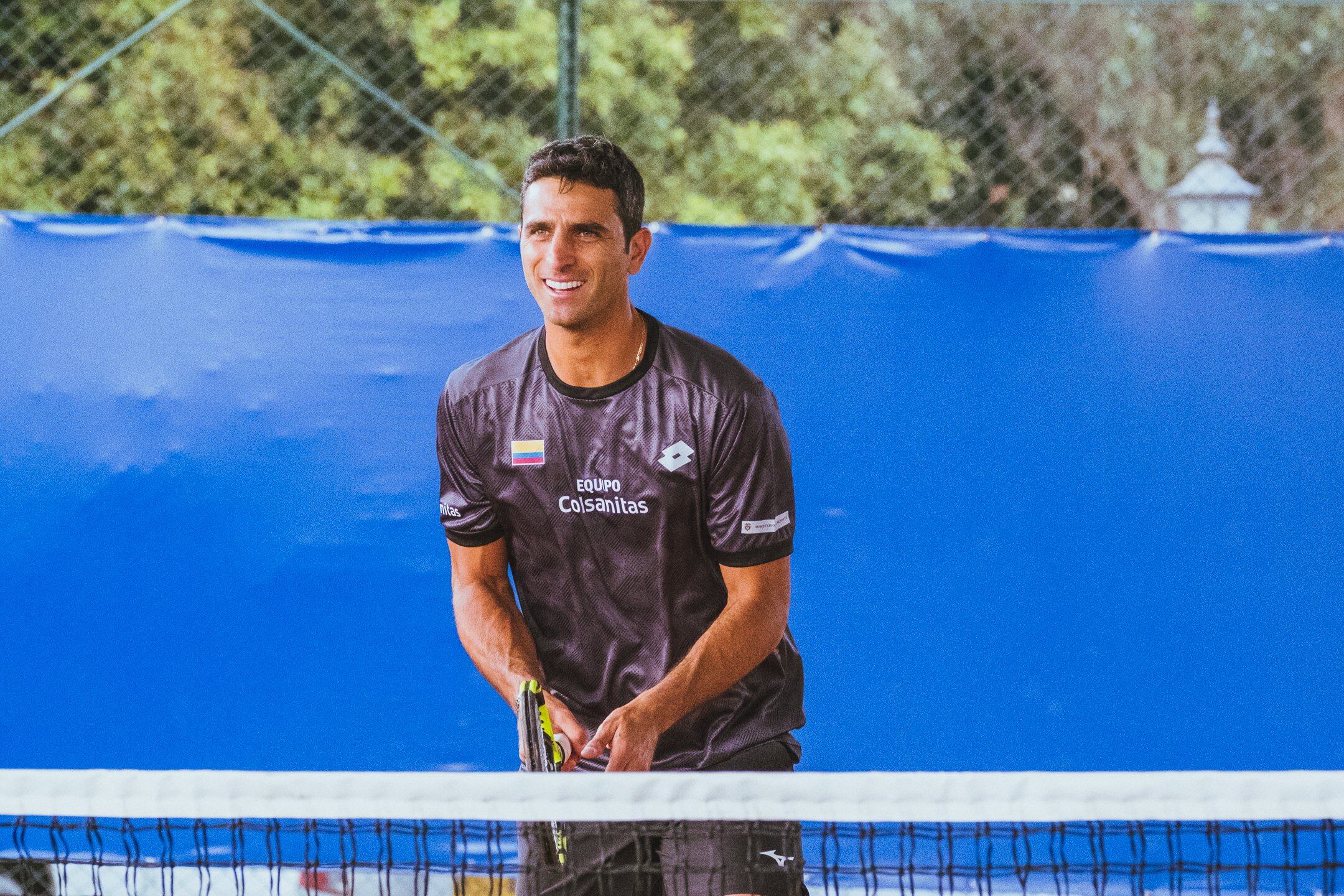 Robert Farah en su primer entrenamiento con Colombia para la Copa Davis / Twitter: @fedecoltenis