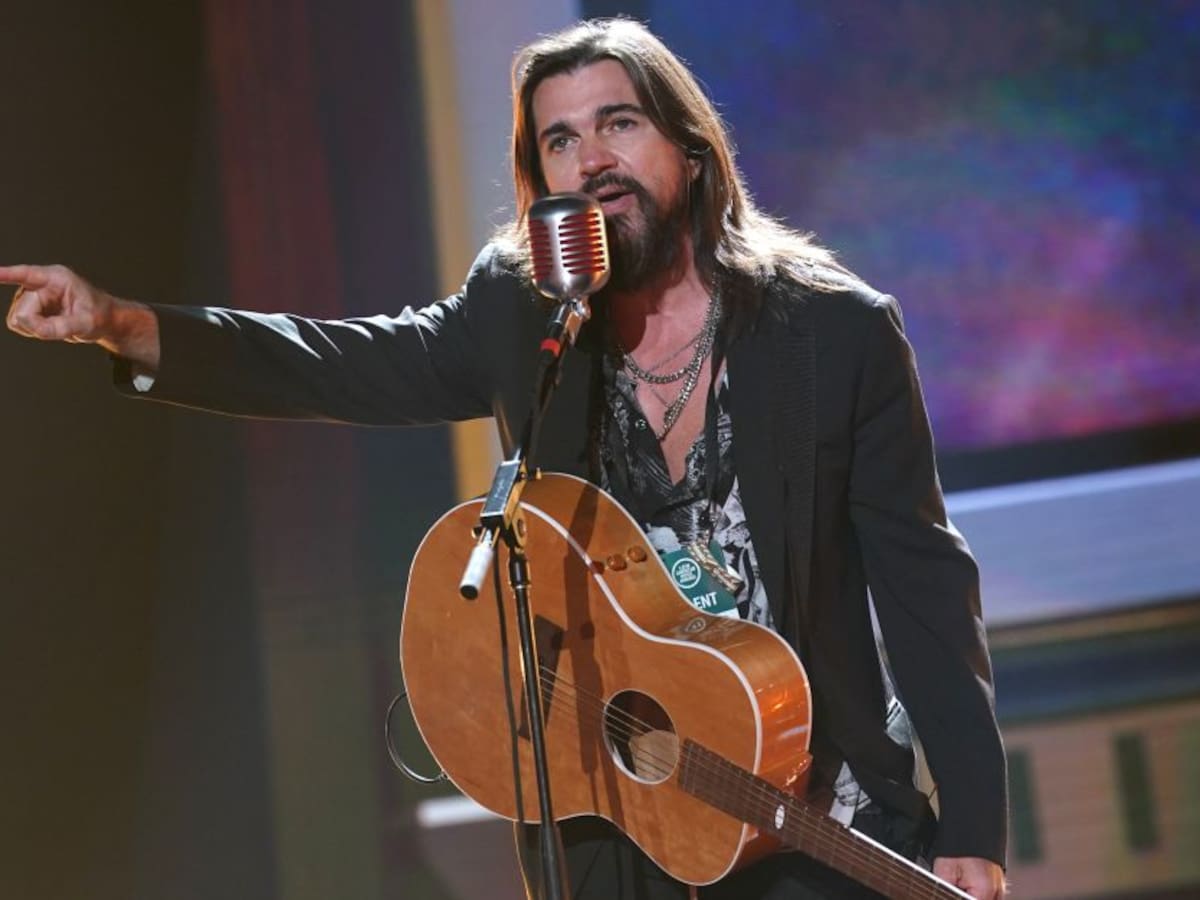 Juanes cumplió 1.577.836.800 segundos de vida y los celebró con nuevo libro