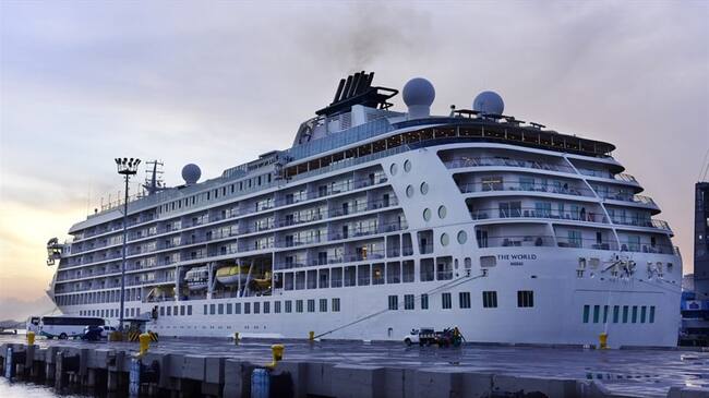 Llega a Cartagena The World, el cruceroprivado y residencial más grande del mundo. Foto: prensa Sociedad Portuaria.