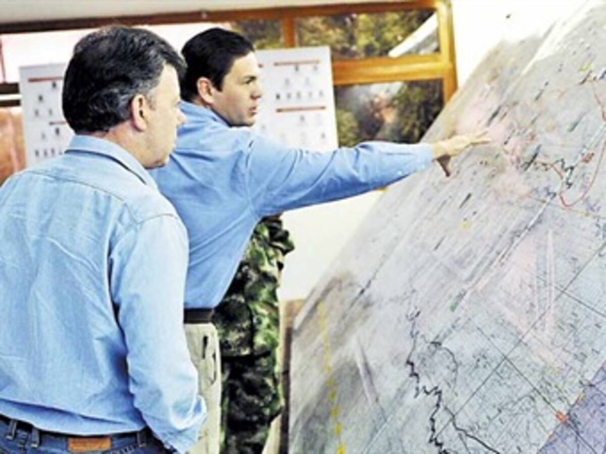 Santos ordena a Mindefensa trasladarse a Cali para enfrentar ola terrorista