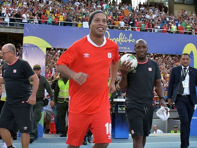 Las mejores imágenes de la despedida de Ronaldinho en Cali