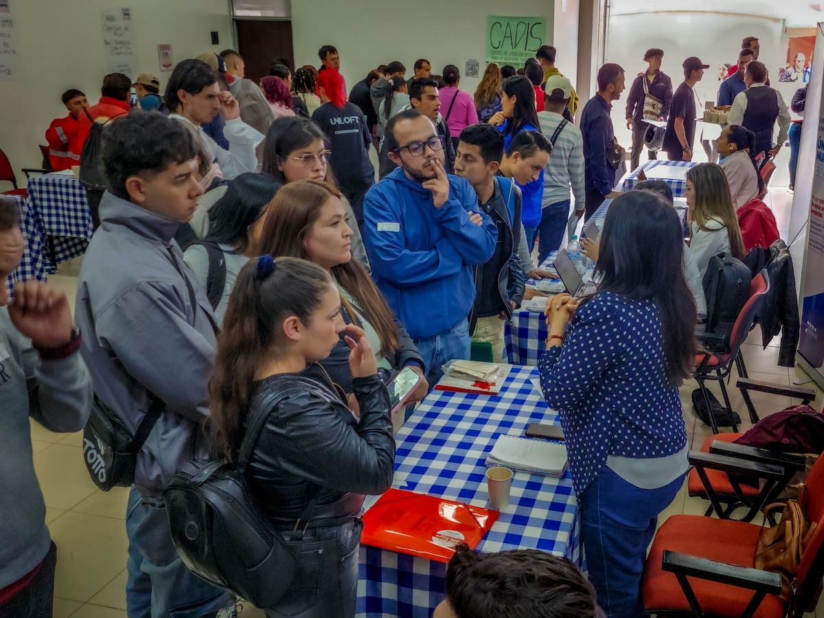 Abren más de 1300 vacantes de empleo en Bogotá: ¿Cómo aplicar?