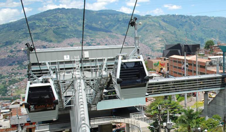 En la alcaldía de Armenia se reunieron voceros de EPM con el alcalde Carlos Mario Álvarez.