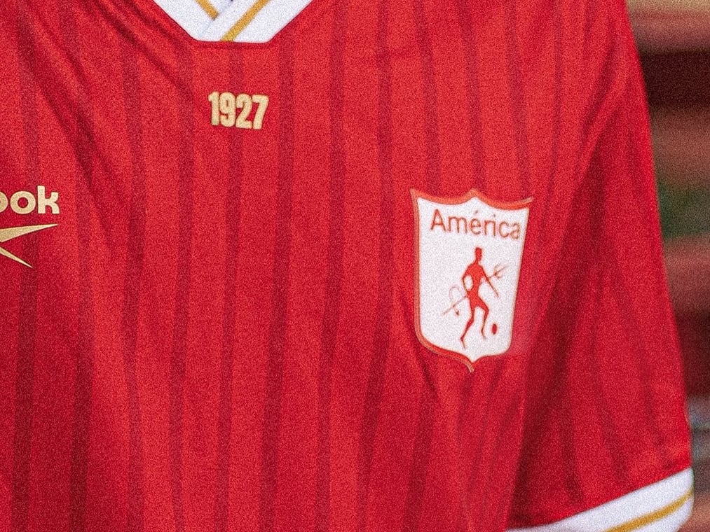 Nueva camiseta del América de Cali / Twitter: @AmericadeCali