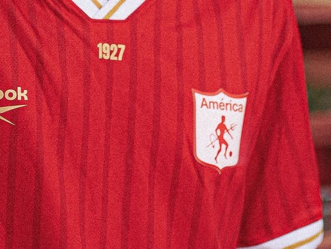 Nueva camiseta del América de Cali / Twitter: @AmericadeCali